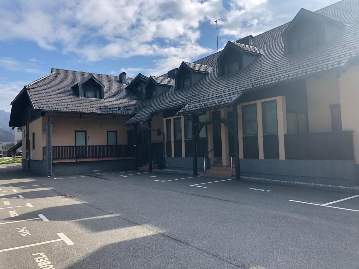 Апартаменти Sport & Sunny Cosy Alpine Retreat Кранська Гора Екстер'єр фото
